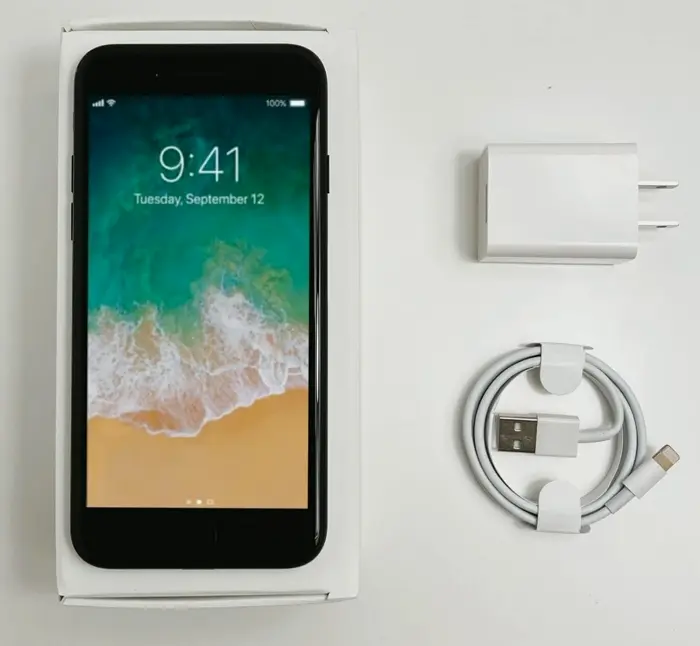 iPhone 7 32G Open - Black